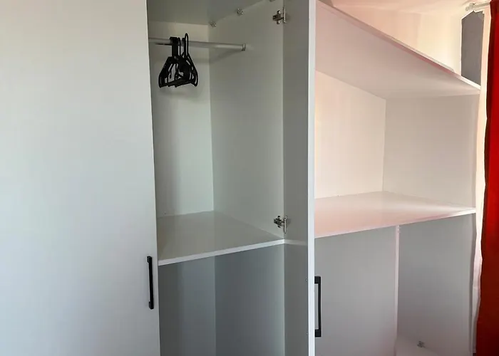 Apartament Spacious&scenic Attic In Center